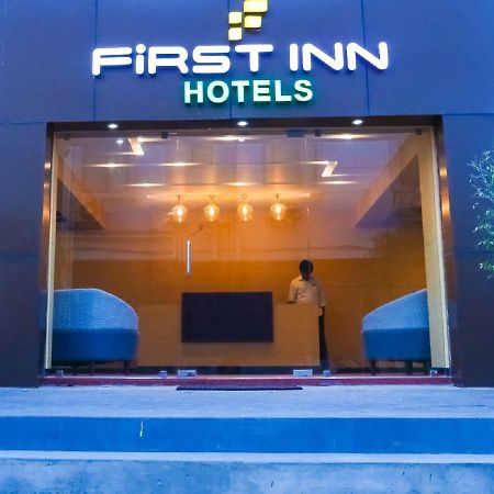 First Inn Hotels Chennai Exterior photo