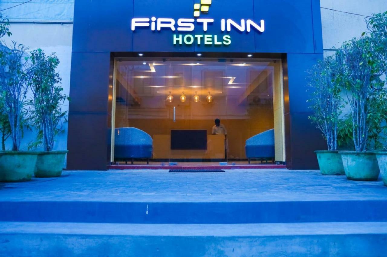 First Inn Hotels Chennai Exterior photo